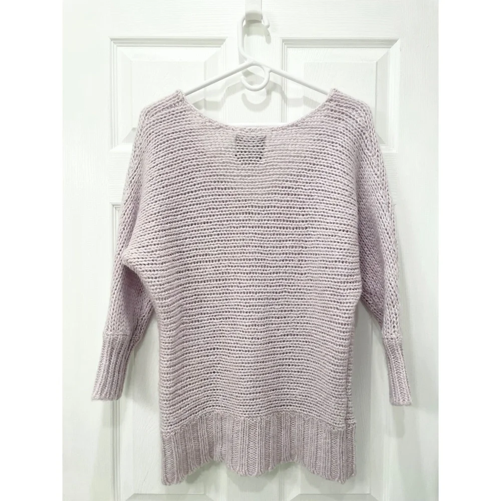 American Eagle Outfitters V Neck Sweater - Picture 2 of 10